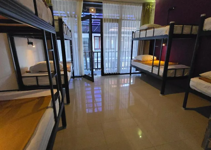 Serenity Nirvana Palace -private & Suitable For Families Aparthotel *